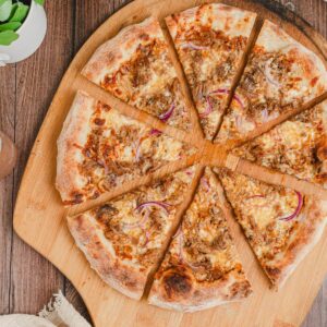 Pizza sana con Pulled Pork con Salsa Barbacoa de Natur Pizza